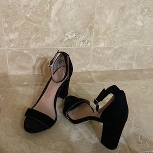 Size 7 Madden Girl Black black suede worn once for homecoming